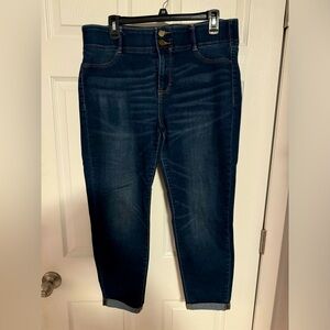 Women’s capri jeans